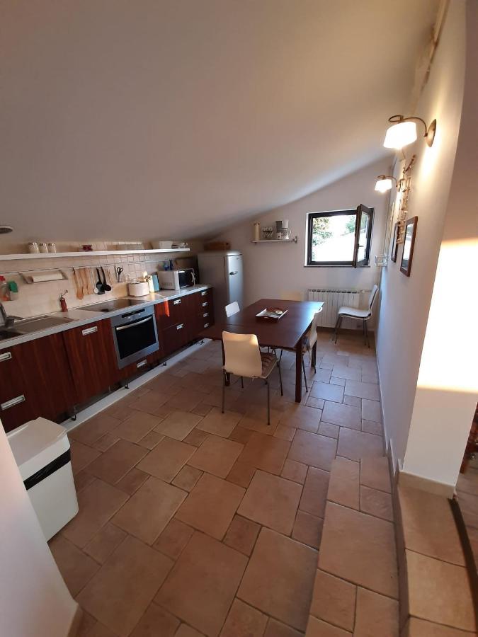 Nice, Cosy Studio Apartment With Shared Outdoor Pool Banjole Kültér fotó